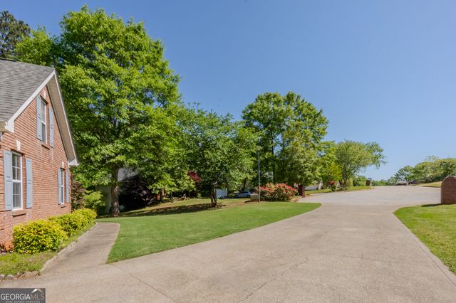 160 Vinnys Way Alley, Covington, GA 30014