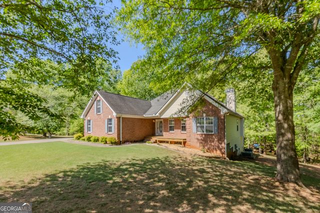 160 Vinnys Way Alley, Covington, GA 30014