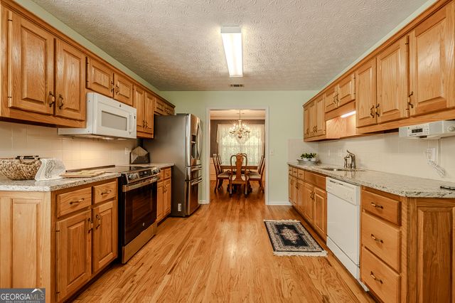 160 Vinnys Way Alley, Covington, GA 30014