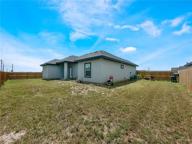 32797 Jorge Street, Los Fresnos, TX 78566
