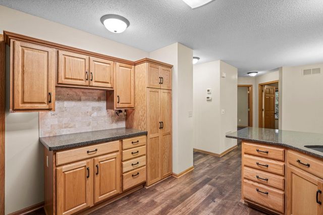 2003 10th Avenue W, Shakopee, MN 55379