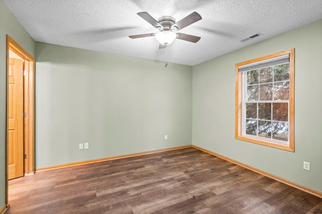 2003 10th Avenue W, Shakopee, MN 55379