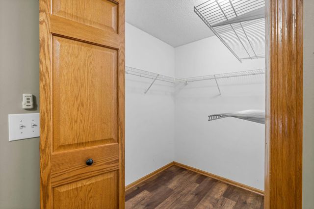 2003 10th Avenue W, Shakopee, MN 55379