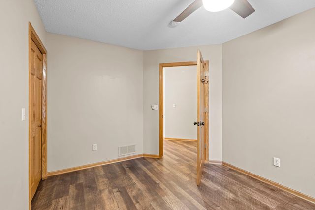 2003 10th Avenue W, Shakopee, MN 55379