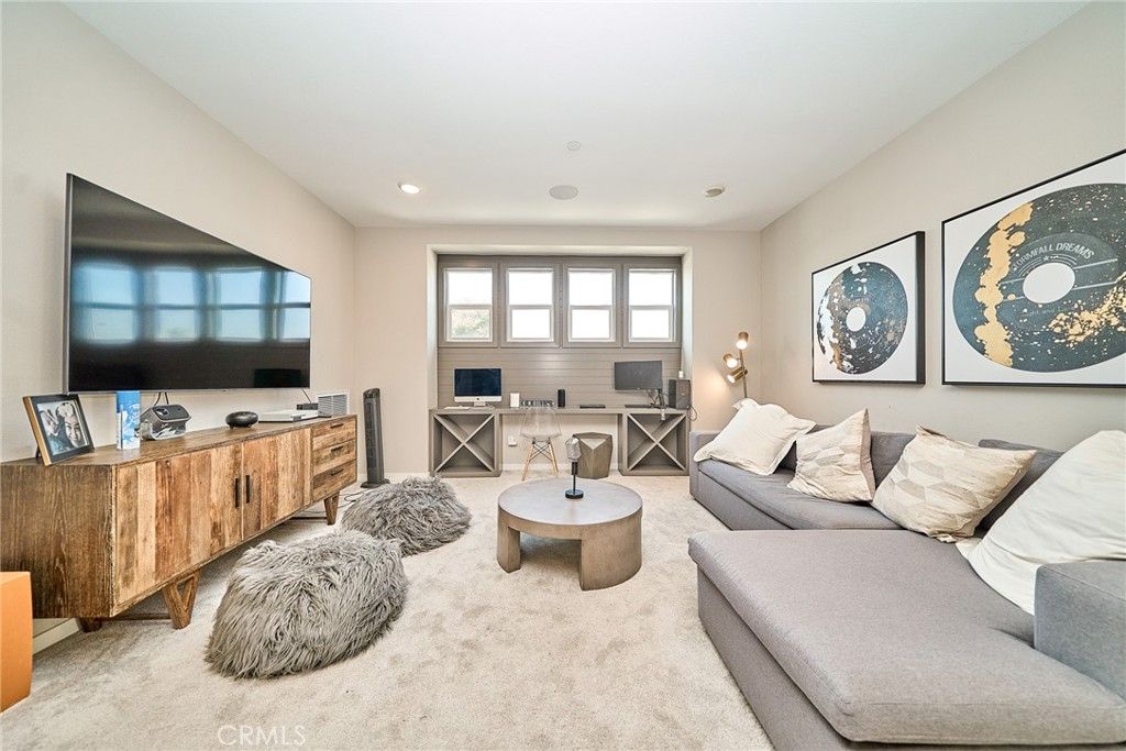 Image 11 of property listing at 2659 E Mabel Lane, Ontario, CA 91762