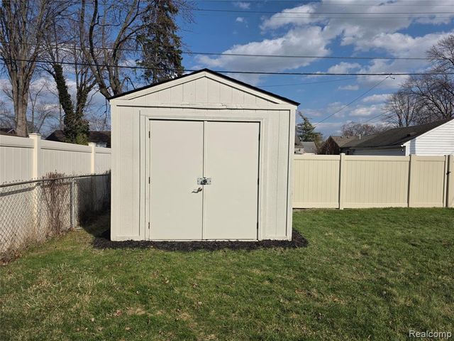 1467 23rd Street, Wyandotte, MI 48192