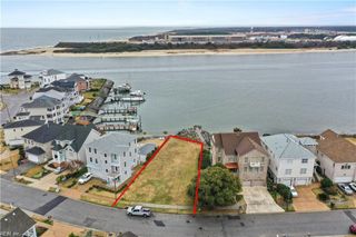 9622 Bay Point DR, Norfolk, VA 23518