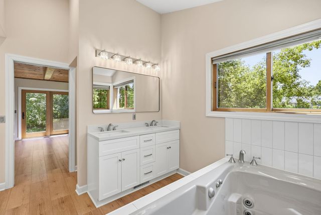 10515 Old County Road 15, Plymouth, MN 55441