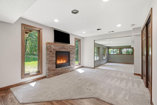 10515 Old County Road 15, Plymouth, MN 55441