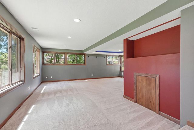 10515 Old County Road 15, Plymouth, MN 55441