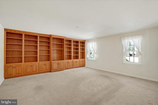 2511 ELDORADO, York, PA 17402