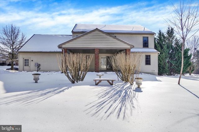 2511 ELDORADO, York, PA 17402