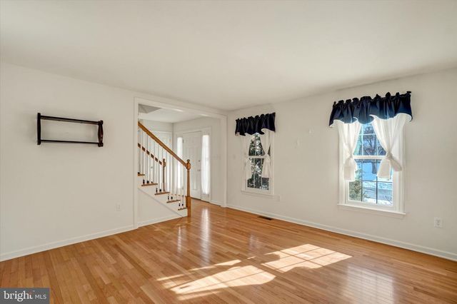 2511 ELDORADO, York, PA 17402