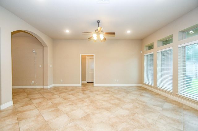 2911 Village Brook Lane, Pearland, TX 77584