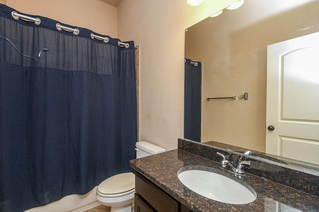 2911 Village Brook Lane, Pearland, TX 77584