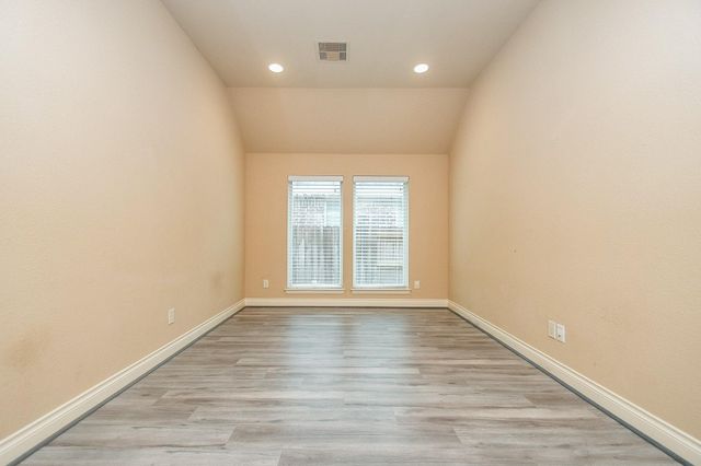 2911 Village Brook Lane, Pearland, TX 77584