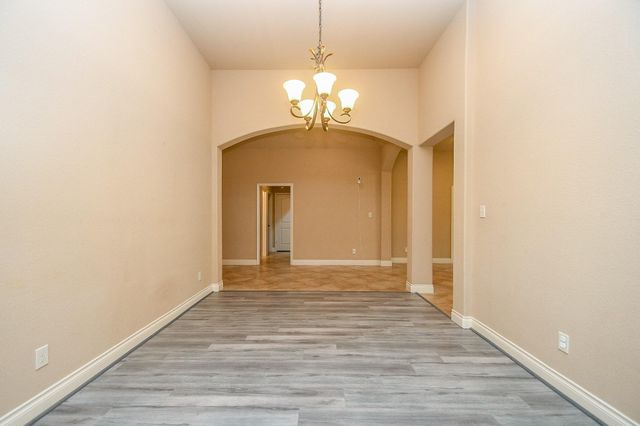 2911 Village Brook Lane, Pearland, TX 77584