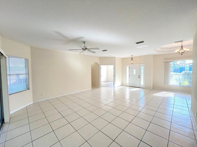 16 ZORLOU COURT, Palm Coast, FL 32164