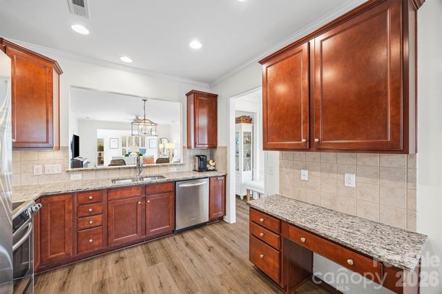 20238 Dovekie Lane, Fort Mill, SC 29707