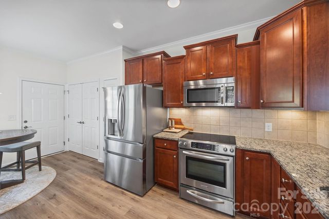 20238 Dovekie Lane, Fort Mill, SC 29707