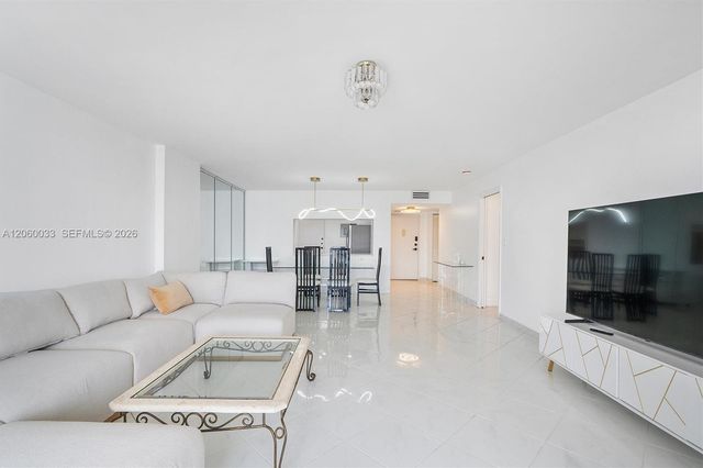 1865 S Ocean Drive 11J, Hallandale Beach, FL 33009