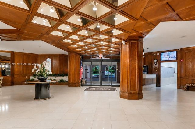 1865 S Ocean Drive 11J, Hallandale Beach, FL 33009