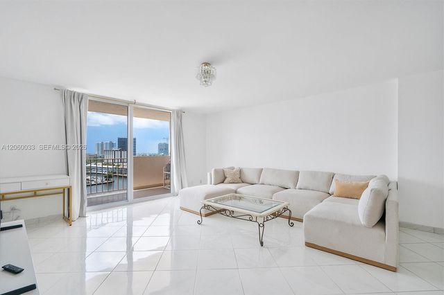1865 S Ocean Drive 11J, Hallandale Beach, FL 33009