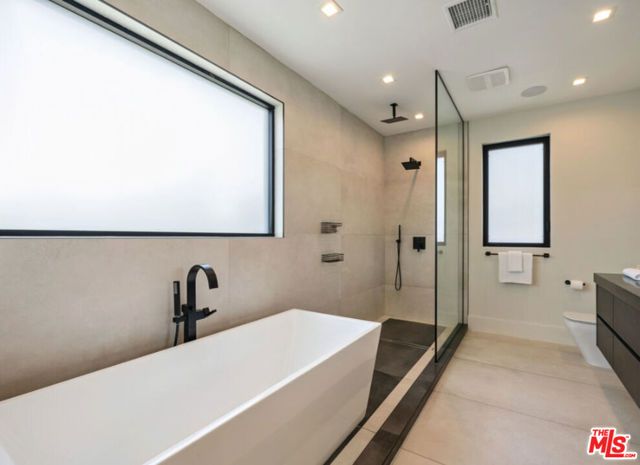 4299 Elmer Avenue, North Hollywood (los Angeles), CA 91602