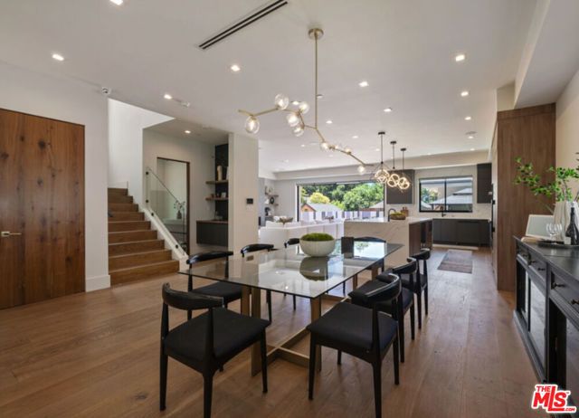 4299 Elmer Avenue, North Hollywood (los Angeles), CA 91602