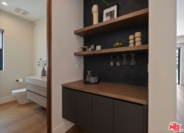 4299 Elmer Avenue, North Hollywood (los Angeles), CA 91602