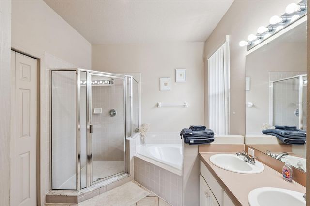 2920 SUNSET LAKES BOULEVARD, Kissimmee, FL 34747