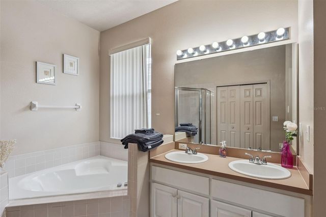 2920 SUNSET LAKES BOULEVARD, Kissimmee, FL 34747