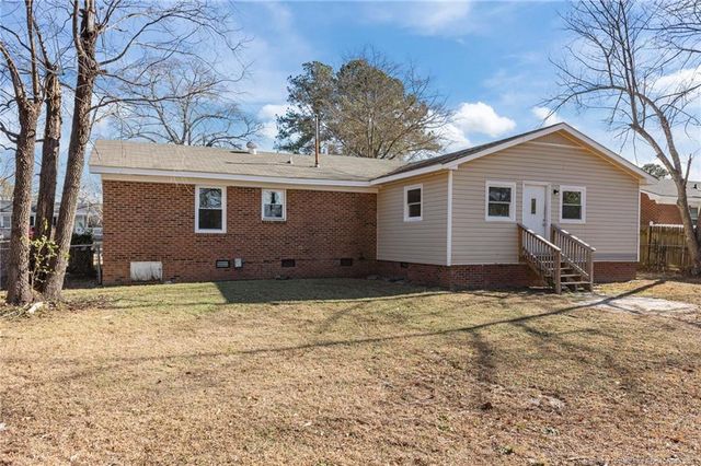 1206 Kienast Drive, Fayetteville, NC 28314