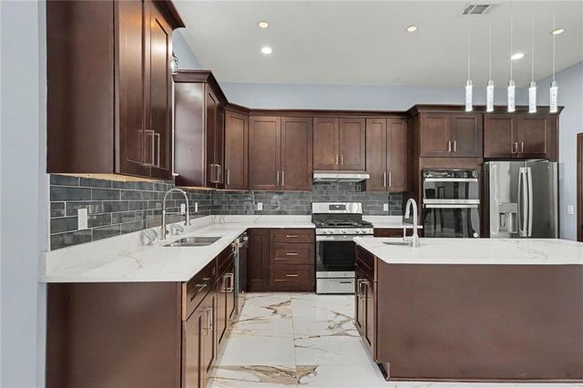 1515 Grayson Parkway, Grayson, GA 30017