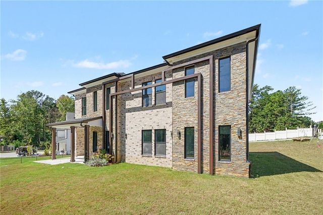 1515 Grayson Parkway, Grayson, GA 30017