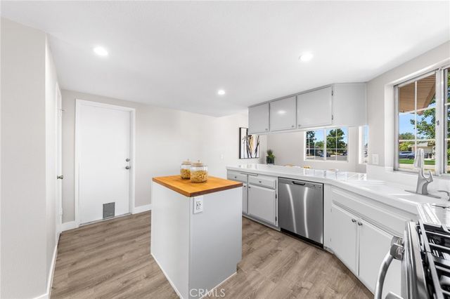 4104 Devonport Court, Hemet, CA 92545