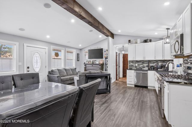 655 Ellicott Avenue, Toms River, NJ 08753