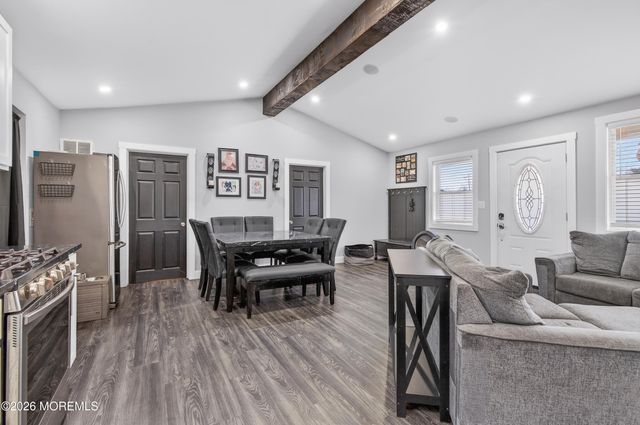 655 Ellicott Avenue, Toms River, NJ 08753