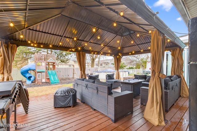 655 Ellicott Avenue, Toms River, NJ 08753