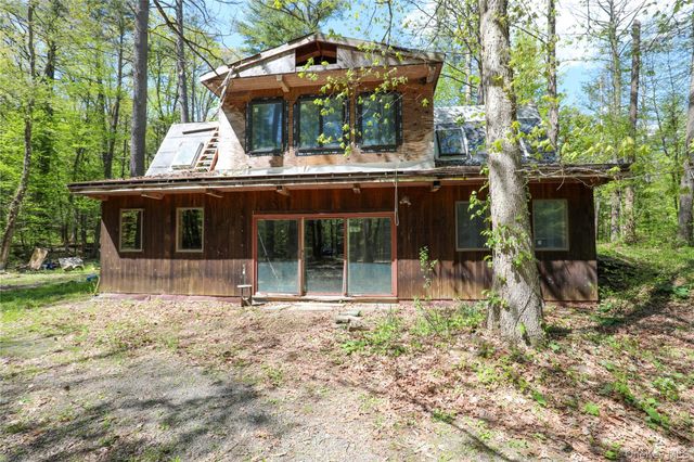 77 Ulster Landing Road, Kingston, NY 12401