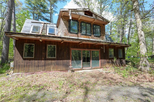 77 Ulster Landing Road, Kingston, NY 12401