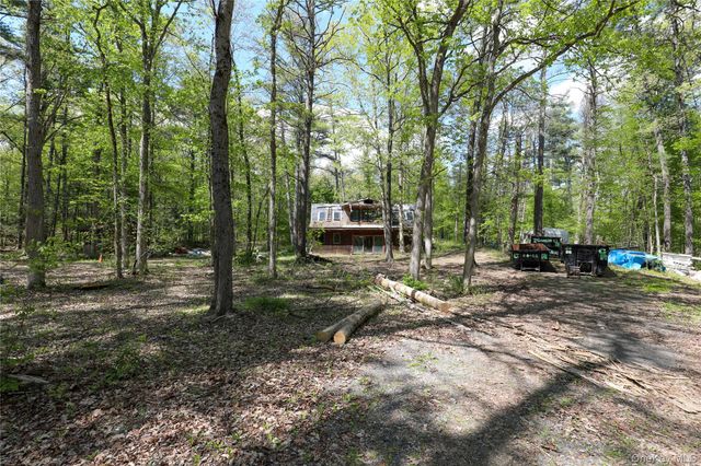 77 Ulster Landing Road, Kingston, NY 12401