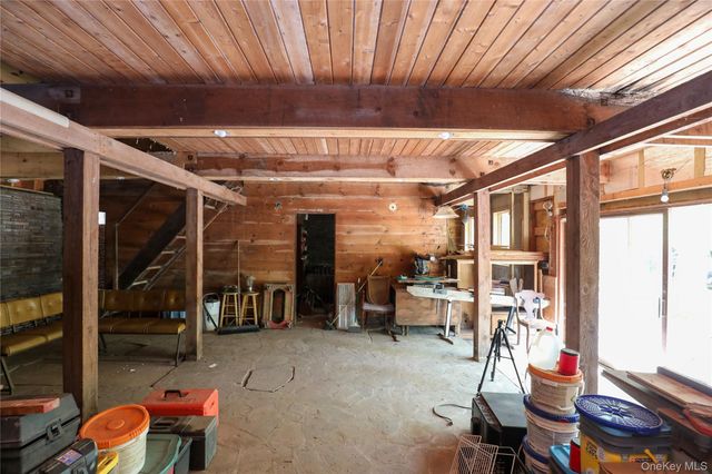 77 Ulster Landing Road, Kingston, NY 12401
