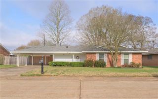 4916 BLUEBIRD Lane, Alexandria, LA 71303