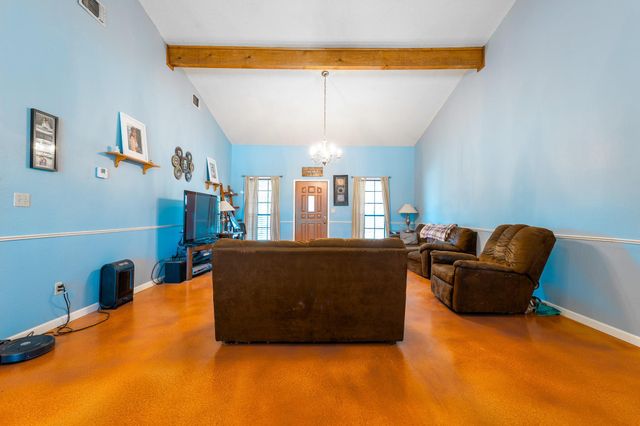 2700 County Road 224, Florence, TX 76527