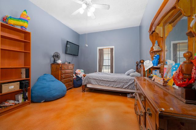 2700 County Road 224, Florence, TX 76527
