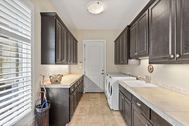 101 Diamond HL, Horseshoe Bay, TX 78657