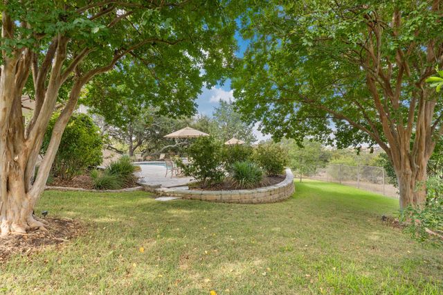 101 Diamond HL, Horseshoe Bay, TX 78657