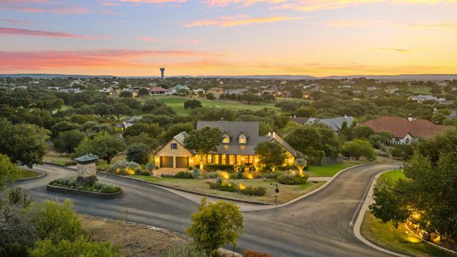 101 Diamond HL, Horseshoe Bay, TX 78657