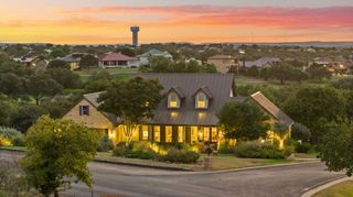 101 Diamond HL, Horseshoe Bay, TX 78657